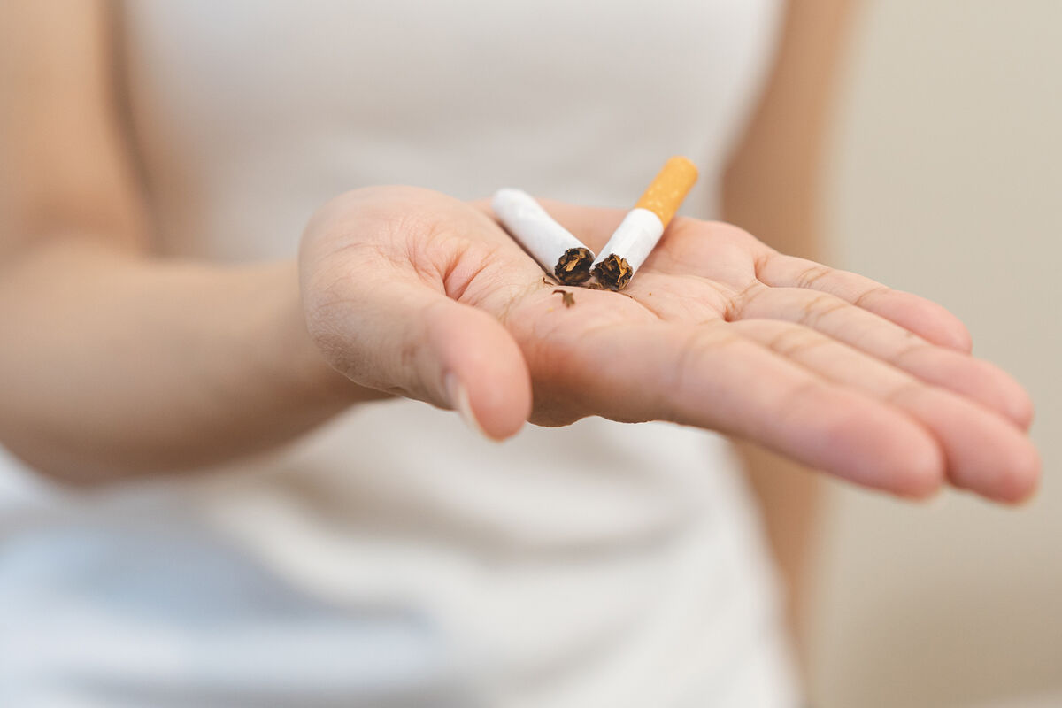 «Скоро придем к этому»: кому в России хотят запретить курить