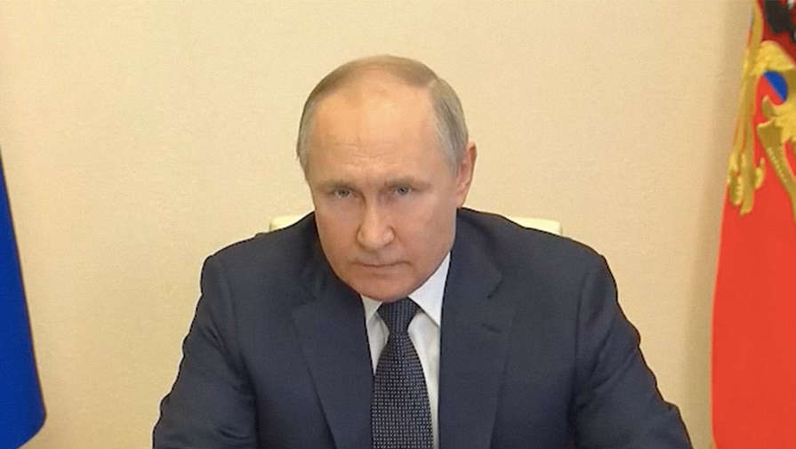 Путин дал поручения по стабилизации экономической ситуации