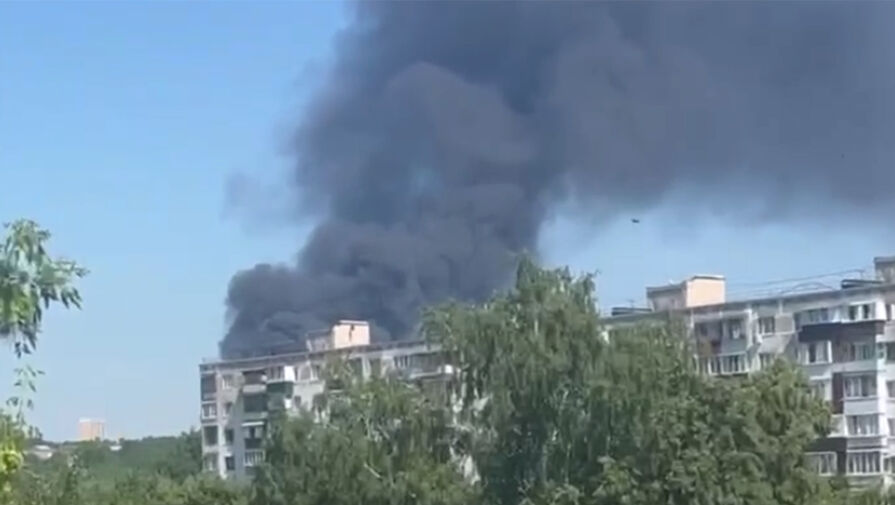 В центре Курска произошел крупный пожар