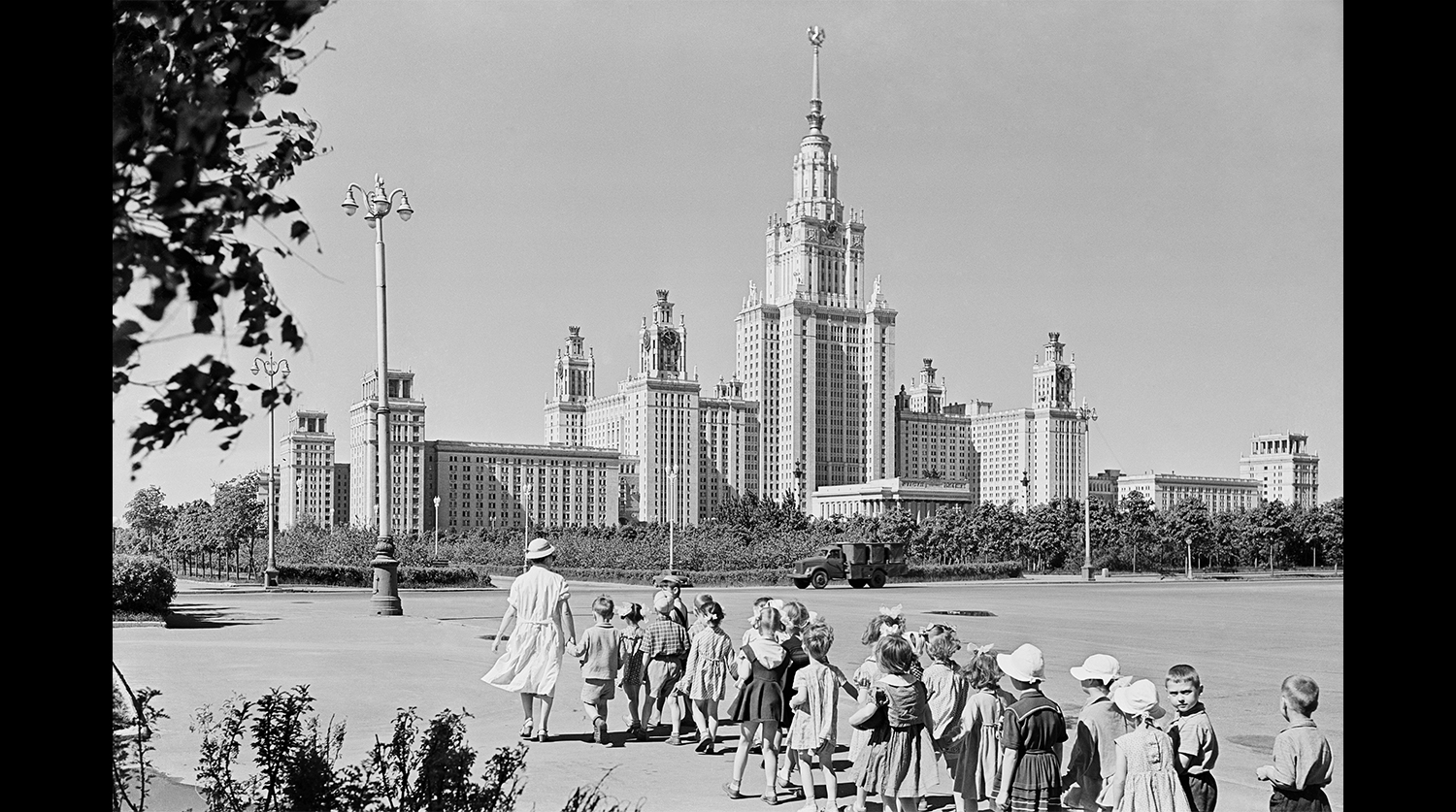 Главное здание МГУ имени Ломоносова, 1960 год