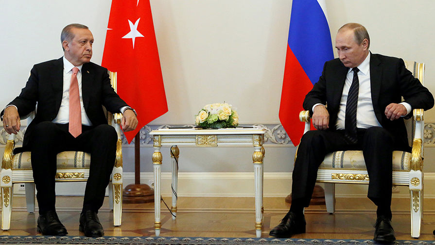 Владимир Путин и Реджеп Тайип Эрдоган во время встречи в&nbsp;Санкт-Петербурге 
