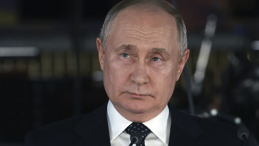 Путин поручил скорректировать размер выплат россиянам, пострадавшим от паводков