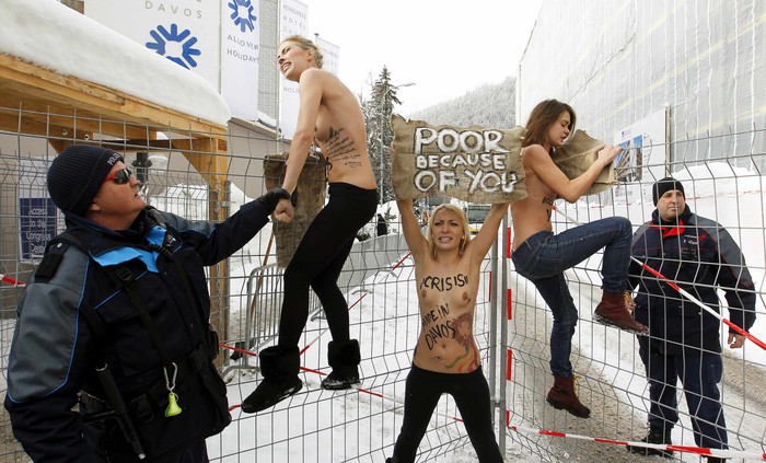 Акция Femen в&nbsp;Давосе.