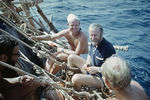 Юрий Сенкевич и Тур Хейердал во время путешествия на папирусной лодке «Ра», 1969 год