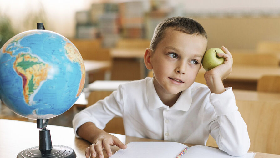 Россияне оценили, стоит ли ставить оценки детям в начальной школе