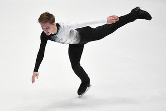 Российский фигурист Михаил Коляда