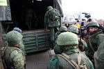 Военнослужащие Народной милиции ДНР покидают свои позиции у села Петровское