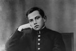 Поэт Владимир Владимирович Маяковский - гимназист, 1905 год.