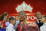 Победительница конкурса «Миссис Россия - 2021» Анна Филиппова с мужем и сыновьями