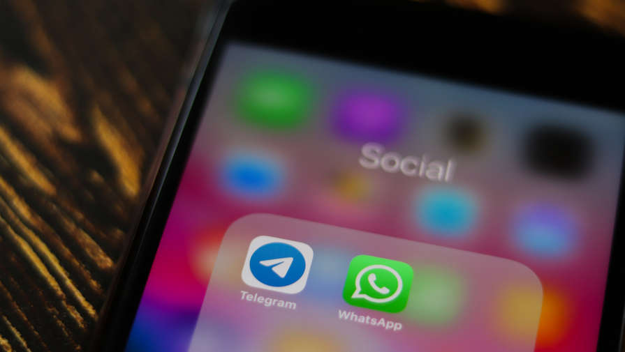 Украинским чиновникам могут запретить вести Telegram-каналы