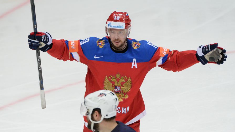 Капитан сборной России на чемпионате мира по хоккею — 2017 Сергей Мозякин