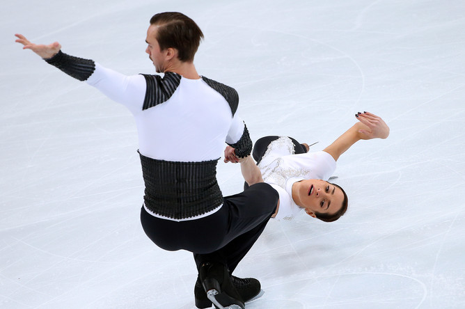 Российские фигуристы, олимпийские чемпионы Ксения Столбова и Федор Климов