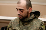 Украинский военнопленный в месте временного содержания в Донецке