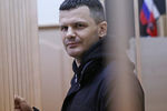 Владелец аэропорта Домодедово Дмитрий Каменщик, обвиняемый по делу о теракте в Домодедово в январе 2011 года, во время рассмотрения ходатайства следствия в Басманном суде