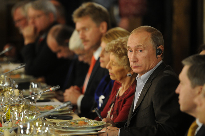 Владимир Путин последний раз встречается с экспертами клуба «Валдай» в статусе премьера