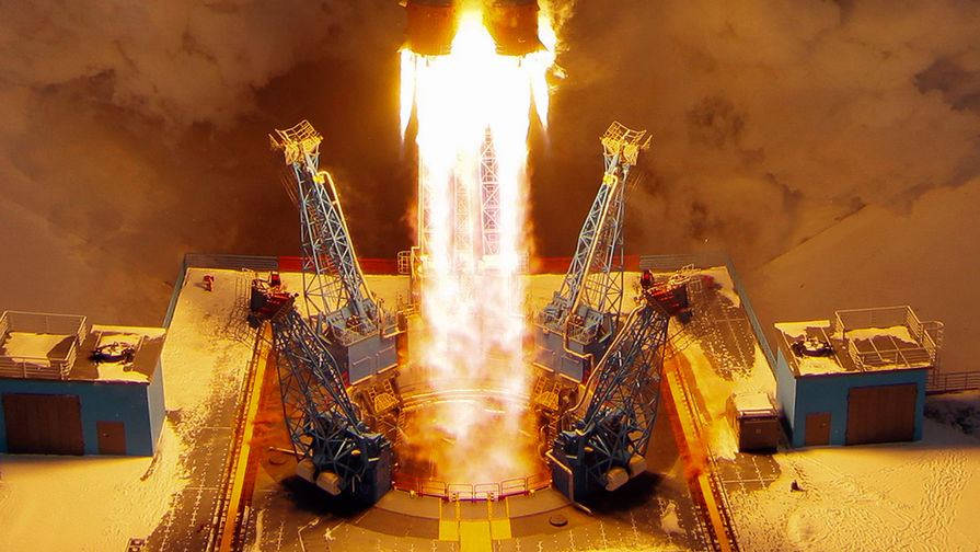 Старт ракеты-носителя «Союз-2.1б» с космодрома «Восточный» в Амурской области, ноябрь 2017 года