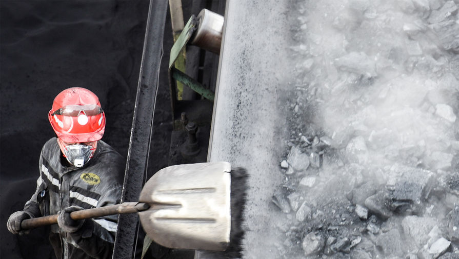 "Вагонов достаточно и инфраструктура позволяет": что даст России угольный разворот на Европу