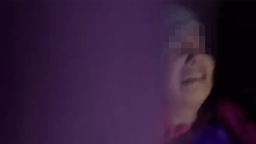 На перемене в российской школе произошла массовая давка, она попала на видео