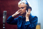 Анне Вески во время записи, 1985 год