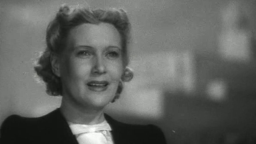 Любовь Орлова в роли Тани Морозовой в фильме «Светлый путь» 1940 года