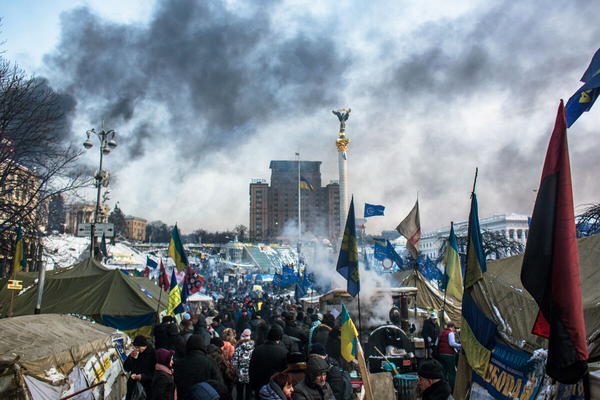 Экс-подполковник СБУ рассказал, для чего Запад поддерживал Майдан на  Украине в 2014 году - Газета.Ru | Новости