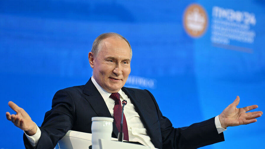 Путин прокомментировал отсутствие женщин-губернаторов в России