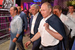 Президент РФ Владимир Путин, президент Абхазии Рауль Хаджимба и премьер-министр РФ Дмитрий Медведев 