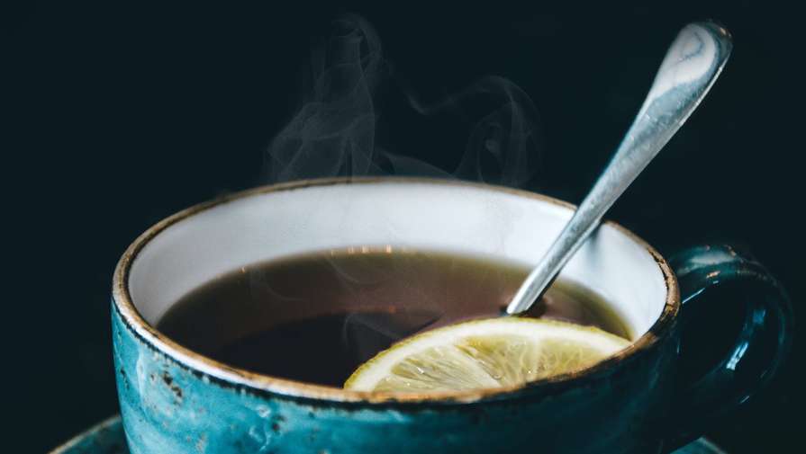 Врач сообщил, что чай приносит организму пользу, только если пить не более 4 чашек в день