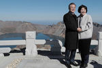Президент Республики Корея Мун Чжэ Ин с супругой Ким Чжон Сук во время фотосессии на вершине горы Пэктусан, 20 сентября 2018 года