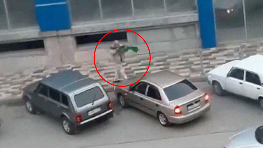 Mash: в Крымске мужчина устроил стрельбу из винтовки, есть жертвы