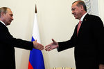 Владимир Путин и Реджеп Тайип Эрдоган во время встречи в Санкт-Петербурге 
