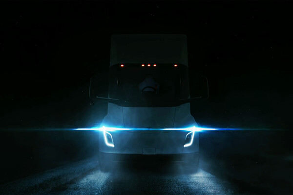 Мероприятие, посвященное отправке первых грузовиков Tesla Semi заказчикам, 1&nbsp;декабря 2022&nbsp;года