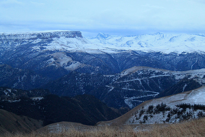 Вид с&nbsp;горы Шатджатмаз, где находится обсерватория
