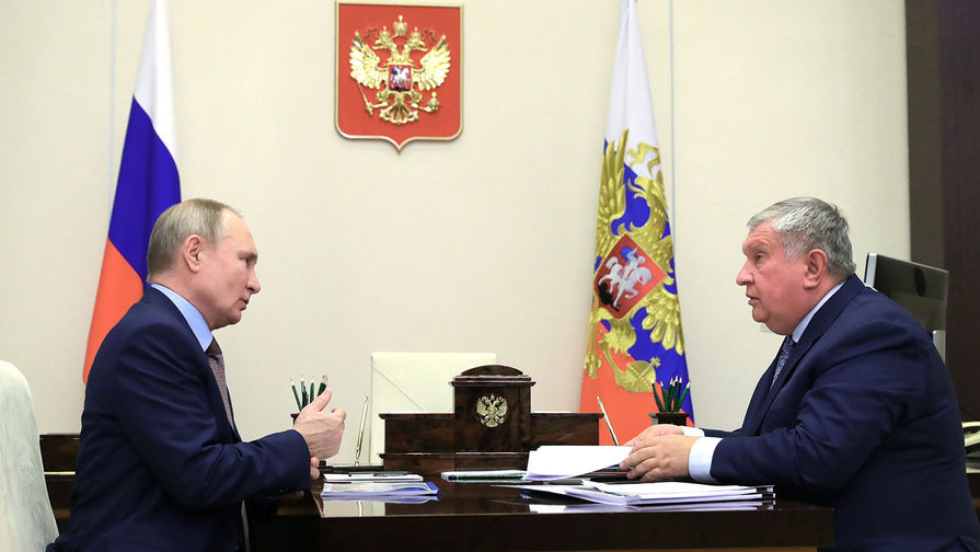 В Кремле рассказали о встрече Путина с Сечиным