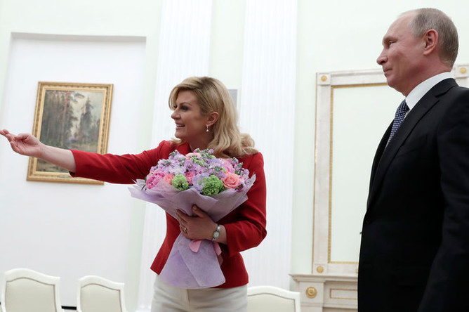 Президент Хорватии Колинда Грабар-Китарович и президент России Владимир Путин во время встречи в Кремле, 15 июля 2018 года