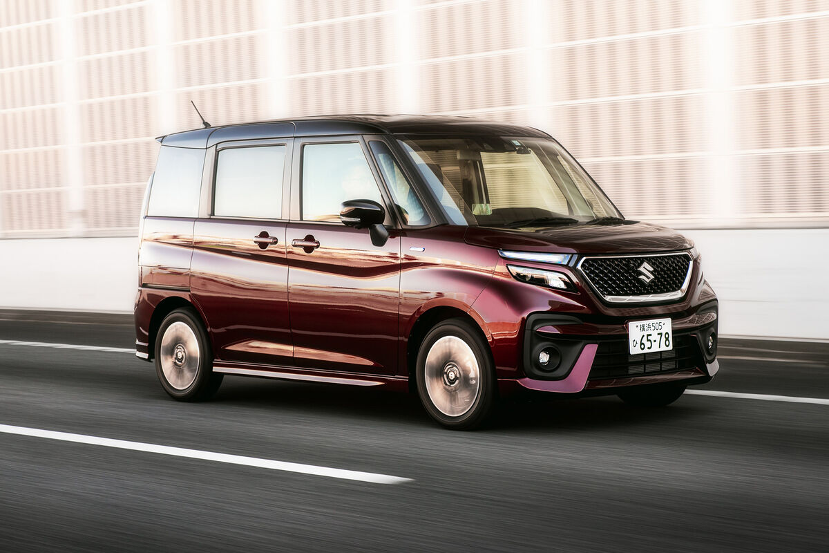 Российские дилеры начали предлагать компактные минивэны Suzuki Solio Bandit  - Газета.Ru | Новости