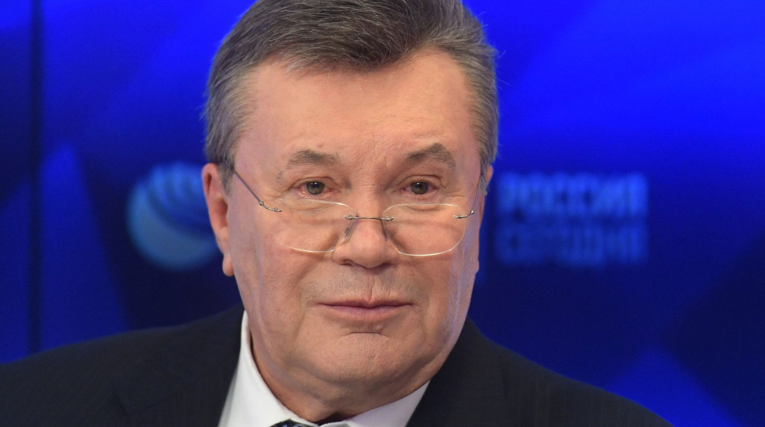 С Януковича требуют снять все обвинения