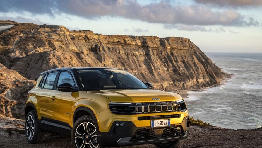Jeep представил маленький кроссовер Avenger EV для Европы