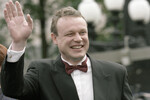 Актер, режиссер и продюсер Сергей Жигунов перед торжественной церемонией открытия XXII Московского международного кинофестиваля, 2000 год 