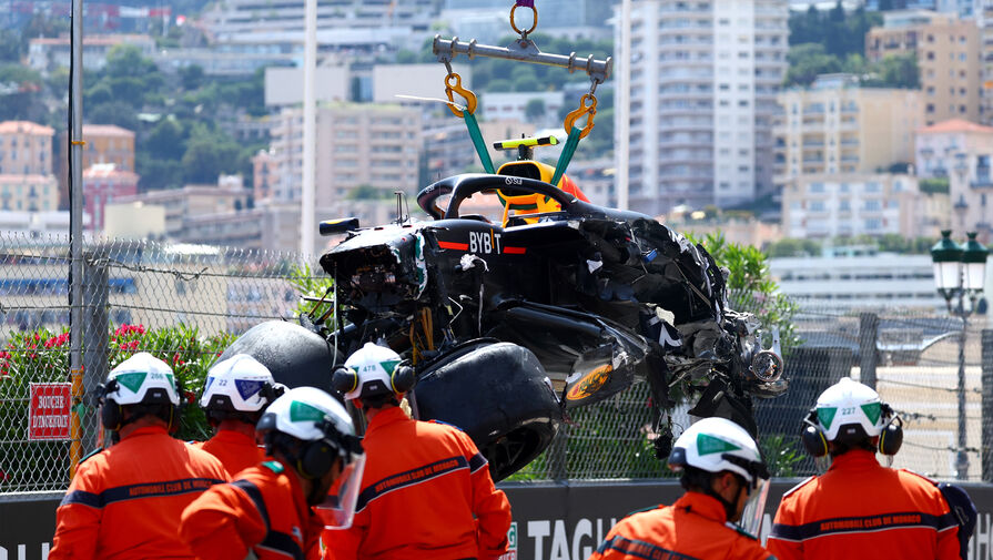 На Гран-при Монако произошла серьезная авария, три машины разбились