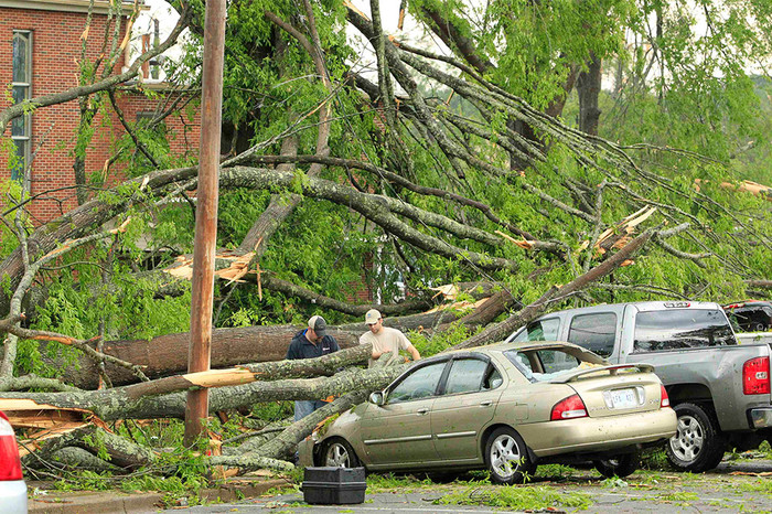 Последствия торнадо в&nbsp;штате Арканзас