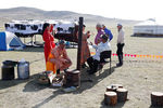 У избирательного участка в Монголии