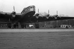 Самолет АНТ-20 «Максим Горький» (Генеральный конструктор - А.Н.Туполев) во время подготовки к первомайскому параду на Красной площади, 21 апреля 1935 года