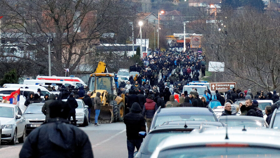 Силы KFOR оцепили здания муниципалитетов в Косово из-за протестов сербов