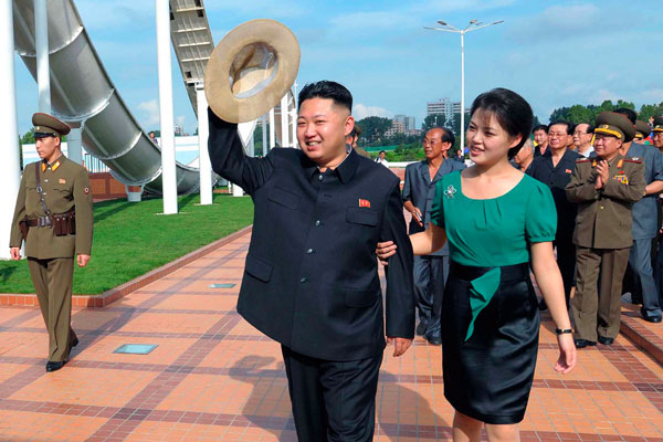 По сообщениям американских СМИ у главы Северной Кореи Ким Чен Ына родилась дочь 