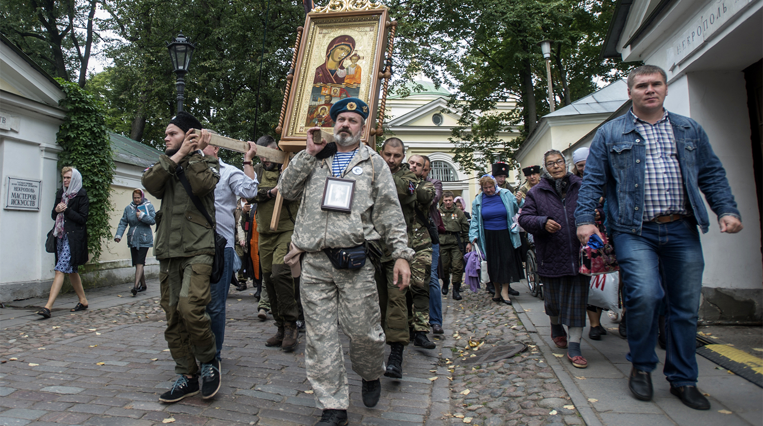 Крестный ход в честь дня перенесения мощей Александра Невского в Санкт-Петербурге, 12 сентября 2017 года