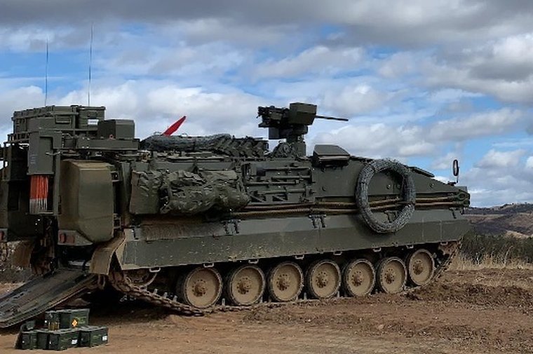Испанская армия завершила испытания бронетранспортера Castor