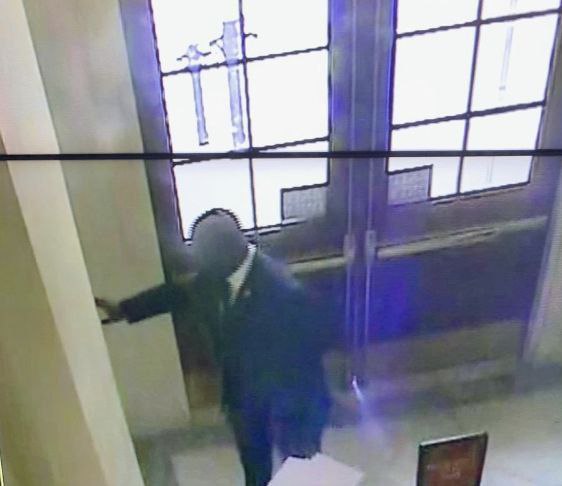 Демократ включил пожарную тревогу в конгрессе, чтобы сорвать голосование