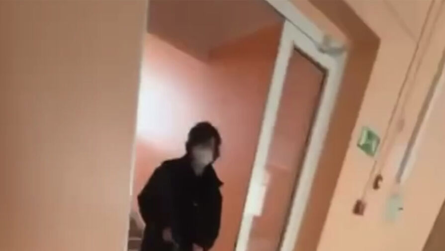 Появились кадры с места нападения юноши на школу в Уфе