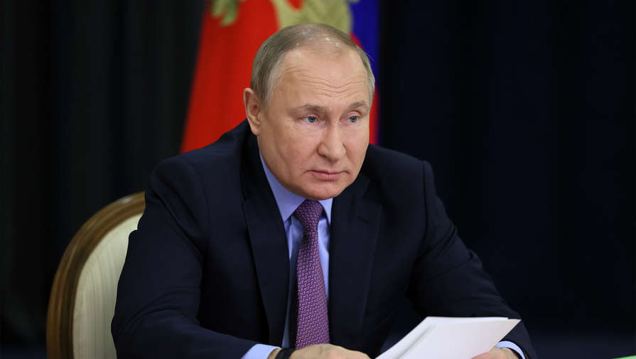 Путин предложил повысить пенсии, МРОТ и прожиточный минимум